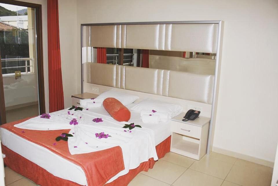 Club Evin Marmaris İcmeler Bagian luar foto